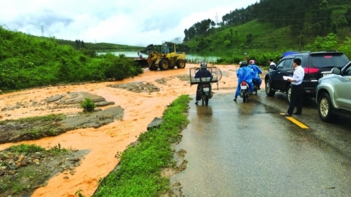 Ứng phó thiên tai, hạn chế thiệt hại hạ tầng giao thông mùa mưa bão