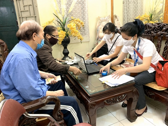 Hà Nội tiếp tục thực hiện chi trả lương hưu, trợ cấp BHXH gộp 2 tháng 9 và 10-2021