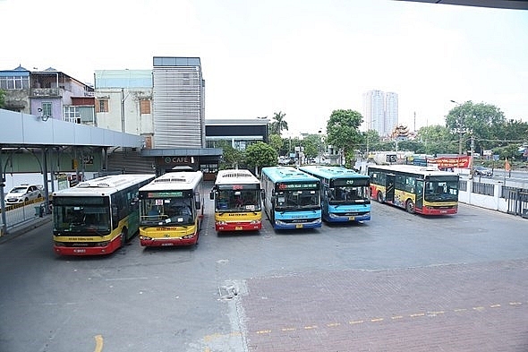 Hà Nội tịếp tục dừng các hoạt động vận tải hành khách bằng đường bộ và đường thủy để phòng chống dịch Covid-19.