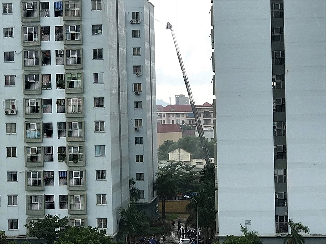 Cháy chung cư 12 tầng, người dân hoảng loạn tháo chạy chay chung cu 12 tang nguoi dan hoang loan thao chay