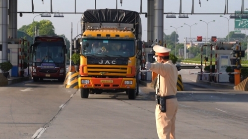 Hà Nội kiểm soát 24.086 lượt phương tiện ra - vào thành phố ngày cuối tuần