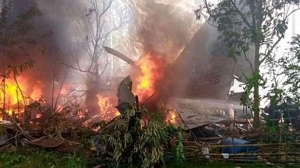 Máy bay đâm xuống rừng Amazon, 6 người tử vong