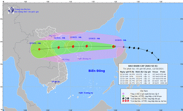 Bão Kompasu vào Biển Đông, trở thành cơn bão số 8