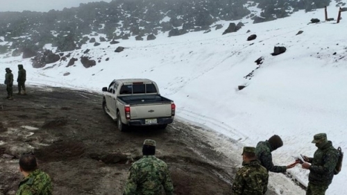 Lở tuyết trên đỉnh núi lửa ở Ecuador, 4 người thiệt mạng