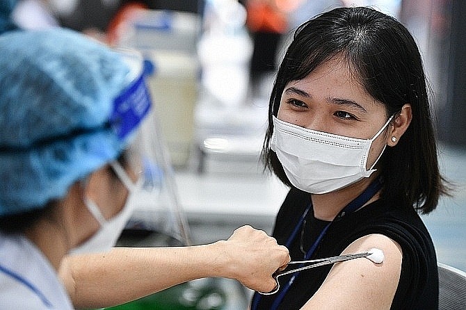 Bộ Y tế phân bổ đủ vaccine để các tỉnh miiền Nam tiêm sớm nhất có thể