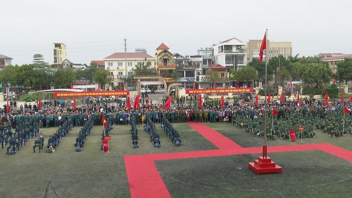 Nhiều năm qua, Huyện Ba Vì, TP Hà Nội luôn làm tốt công tác tuyển chọn và gọi công dân nhập ngũ, hoàn thành tốt chỉ tiêu được giao.