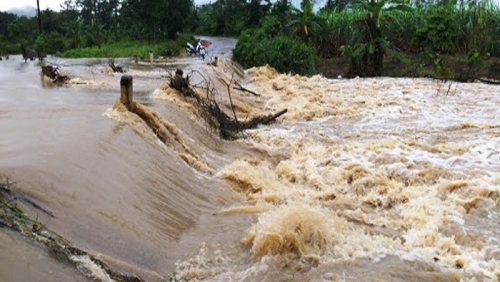 Cấp bách ứng phó mưa lũ, lũ quét, sạt lở đất