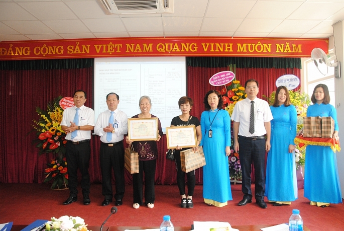 hoi nghi khach hang evn hanoi noi lang nghe va gan ket