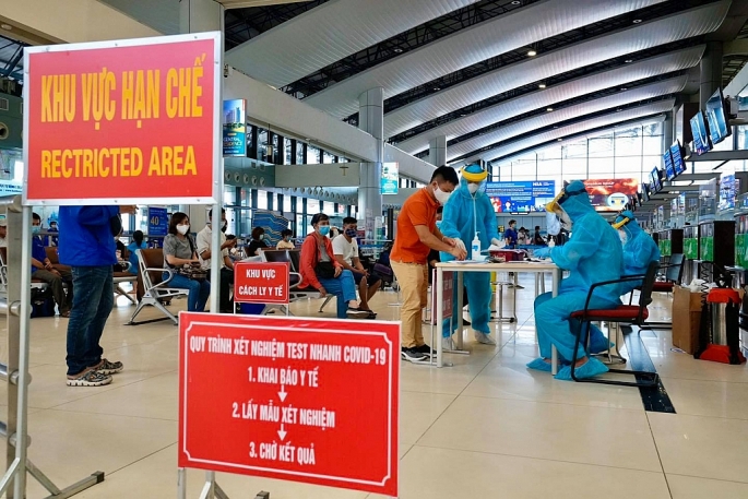 Tạm dừng dịch vụ test nhanh Covid-19 cho hành khách tại sân bay Nội Bài