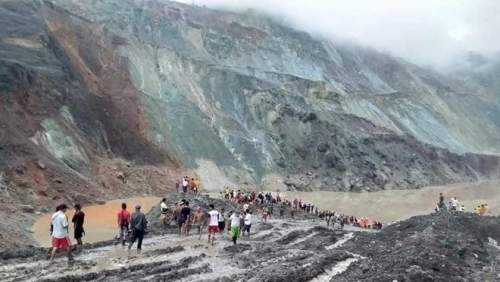 Lở đất tại mỏ ngọc, ít nhất 80 người mất tích