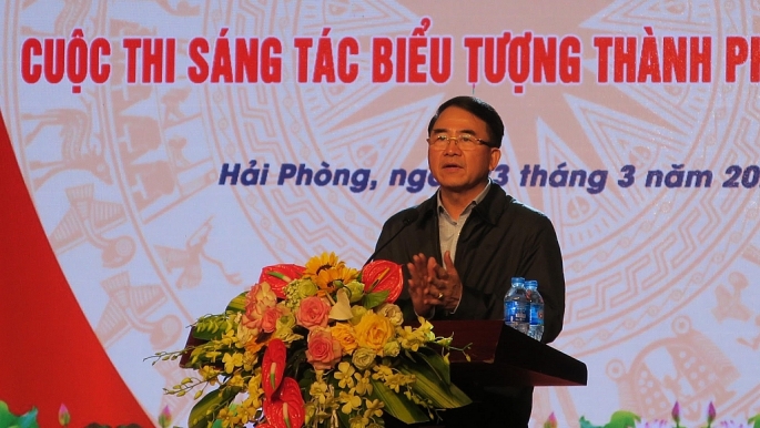 Ông Lê Khắc Nam phó Chủ tịch TP Hải Phòng phát biểu tại buổi lễ  