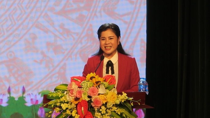 Bà Trần Thị Hoàng Mai GĐ sở VH&TT Hải Phòng phát biểu tại buổi lễ