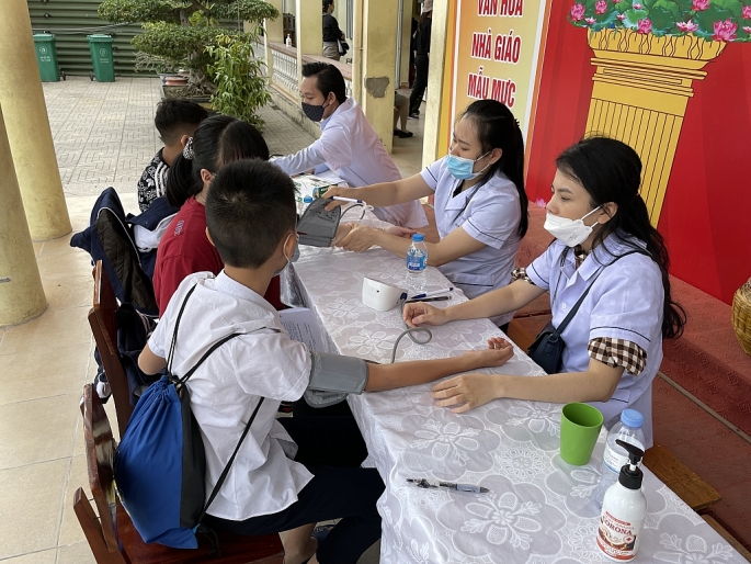 Quận Hồng Bàng, Hải Phòng: Đẩy nhanh tiến độ tiêm vắc xin phòng Covid -19 cho học sinh cấp II
