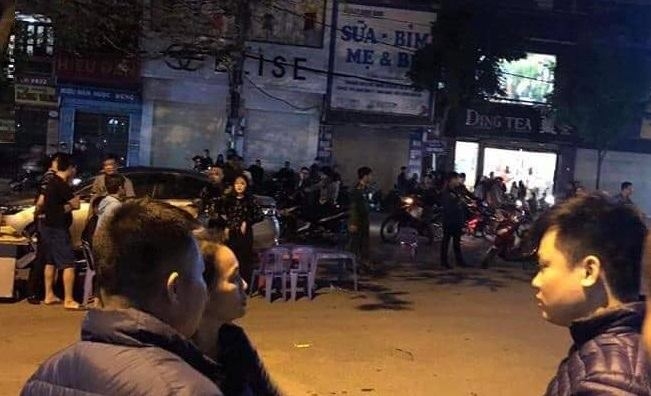 hai duong hon chien giua hai nhom thanh nien khien mot nguoi tu vong