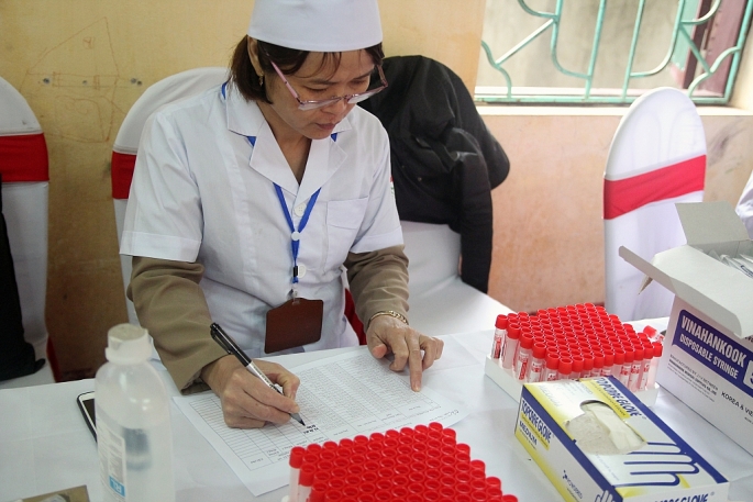 hang nghin hoc sinh duoc lay mau xet nghiem san lon mien phi o bac ninh