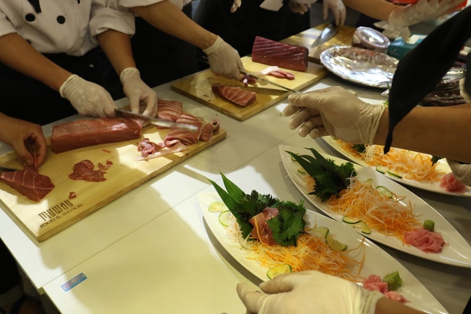 mo ca ngu dai duong vay xanh quy hiem nang 200kg tai ha noi