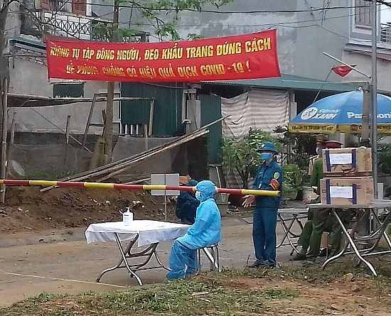 Yên Bái: Truy tìm nữ công nhân trốn khỏi khu cách ly ở Bắc Giang, nguy cơ lây lan dịch Covid-19