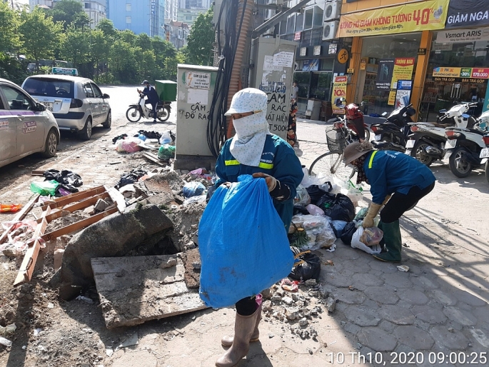 Hà Nội yêu cầu đảm bảo quyền, lợi ích cho công nhân vệ sinh môi trường bị nợ lương