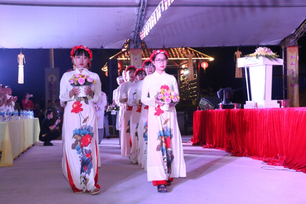 Lễ Vu lan báo hiếu nhắc nhở mọi người tri ân đấng sinh thành le vu lan bao hieu nhac nho moi nguoi tri an dang sinh thanh