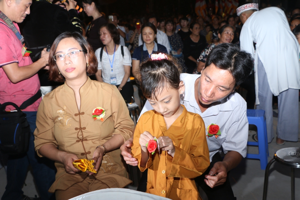Lễ Vu lan báo hiếu nhắc nhở mọi người tri ân đấng sinh thành le vu lan bao hieu nhac nho moi nguoi tri an dang sinh thanh
