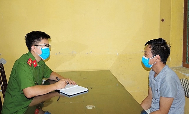 Bắt giữ thủ kho Công ty cổ phần tập đoàn Hoa Sen chi nhánh Hải Dương