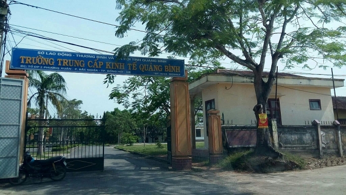 Những sai phạm tại trường Trung cấp Kinh tế Quảng Bình – Kỳ 3: Cơ quan chức năng "nhúc nhích" vào cuộc nhung sai pham tai truong trung cap kinh te quang binh ky 3 co quan chuc nang nhuc nhich vao cuoc