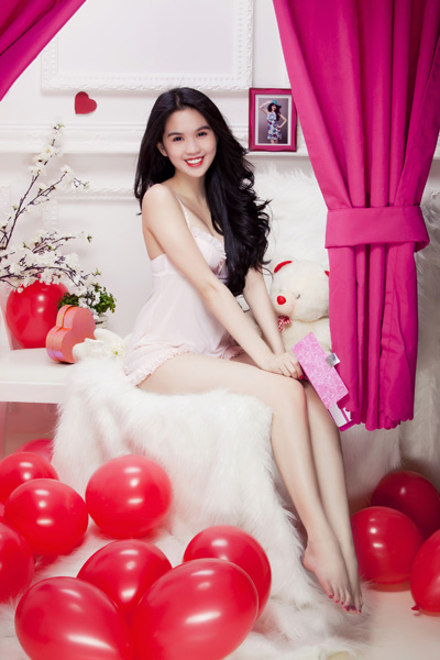 Ngọc Trinh gợi cảm với áo ngủ 10 Ngọc Trinh gợi cảm với áo ngủ 10