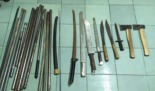 Kho hàng nóng trong tiệm cầm đồ của “ông trùm” cho vay nặng lãi - Ảnh 1