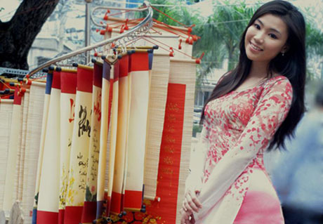 Nhức mắt với ảnh nude…vì biển của Hoa khôi Mai Hải Anh