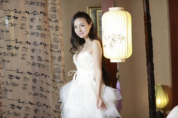 Can Lộ Lộ: “Tôi hiểu đẹp quá cũng là cái tội” 7 Can Lộ Lộ: “Tôi hiểu đẹp quá cũng là cái tội” 7