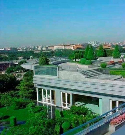 "Choáng" với tài sản, học thức hơn người của 5 sao nữ - 5