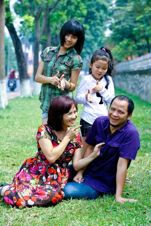 Gia đình hạnh phúc của diễn viên Anh Tuấn - Nguyệt Hằng 6
