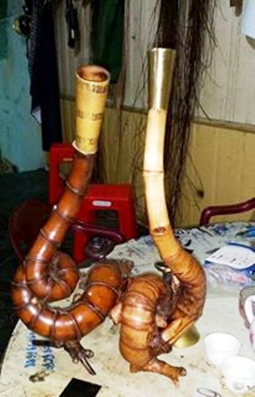 Hai chiếc điếu song sinh của thành viên CLB điếu cày Thanh Hóa