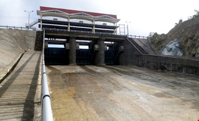 Sau cuộc nhậu, ba thanh niên tự ý mở van hồ chứa gây ra lũ quét