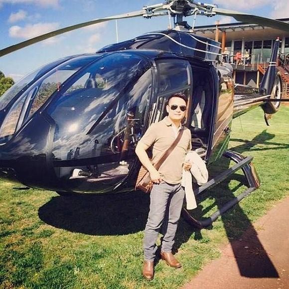 Những sao Việt bị chỉ trích vì khoe tiền của 6