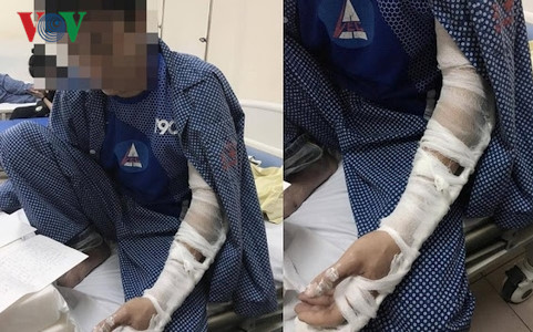 Hà Nội: Bị đánh nhập viện vì tranh địa bàn quảng cáo thông bể phốt