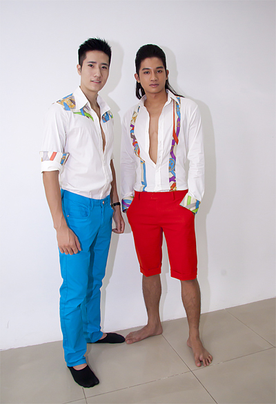 Vũ Thu Phương tận tình chỉnh trang cho các thí sinh