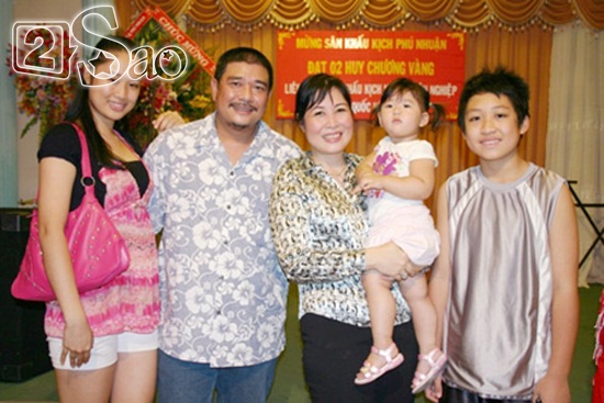 Gặp lại dàn diễn viên phim Gió qua miền tối sáng (1998) 4