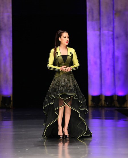 Top 10 sao Việt mặc đẹp tuần qua