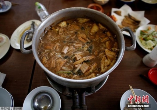 kham-pha-su-that-sung-sot-ve-cuoc-song-cac-vo-si-sumo-hinh-3