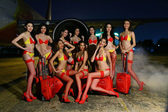 Ảnh Ngọc Trinh mặc bikini không phải hình ảnh quảng cáo của VietJet