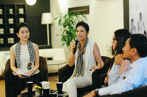 Hoa hậu Ngọc Hân đã chia sẻ câu chuyện về con đường khởi nghiệp với áo dài truyền thống tại sự kiện