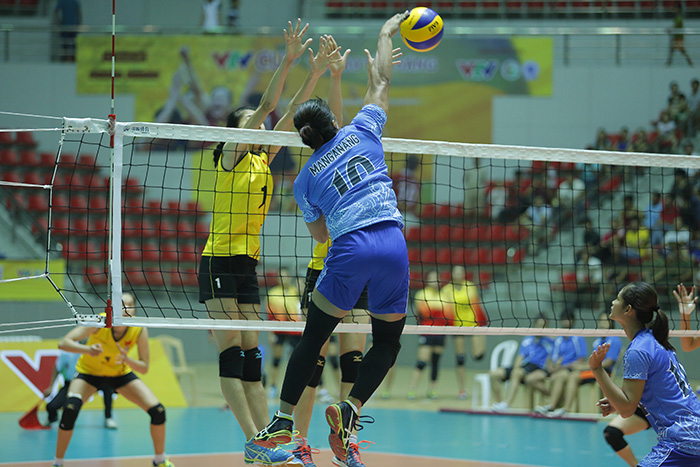 Nữ VĐV bị nghi chuyển giới tính Indonesia, Aprilia Manganang, Kim Huệ, đội tuyển bóng chuyền Việt Nam, VTV Cup 2016