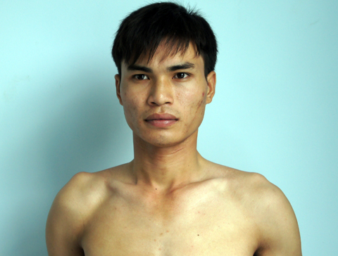 am-anh-kinh-hoang-cua-nguoi-vo-bi-chong-bao-dam am-anh-kinh-hoang-cua-nguoi-vo-bi-chong-bao-dam