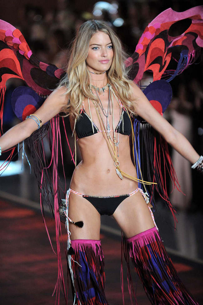 Đây là 54 người mẫu sẽ sải bước tại Victoria's Secret Fashion Show sắp tới!