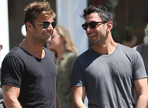 nước mắt, nụ cười từ khoảnh khắc công khai đồng tính