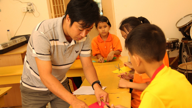 'Tấm lòng vàng' của hai thầy giáo đặc biệt ảnh 1