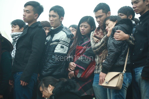 Người yêu khóc ngất bên linh cữu Vũ Ngọc Cương 51