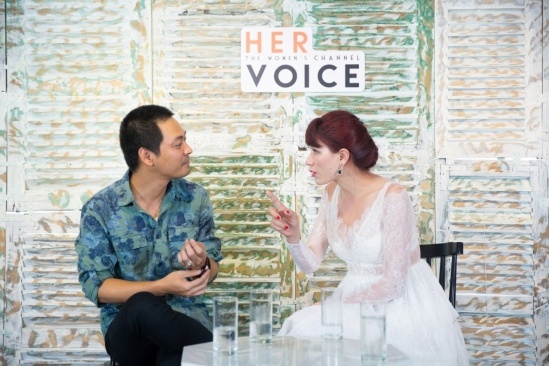 Hình 2 Trang Trần  hào hứng khi bàn về phụ nữ đẹp