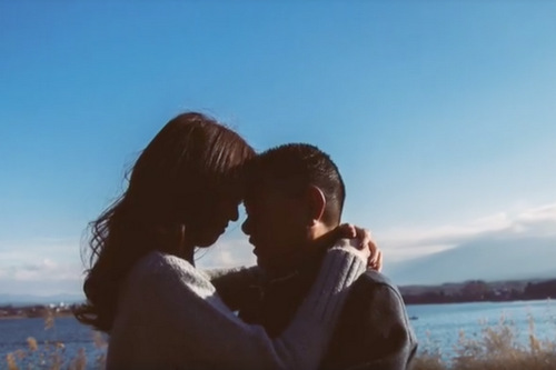 Dù vướng phải nhiều thị phi, chuyện tình của họ vẫn được con cháu